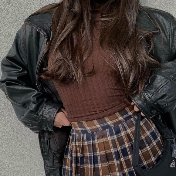 Storets brown turtleneck - Picture 2 of 5